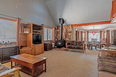 Greatroom to Dining
