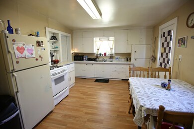 Kitchen V1
