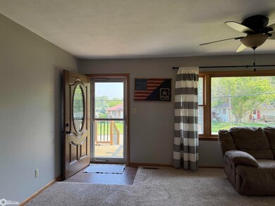 911 Broadway St, Audubon, IA 50025 - photo 5