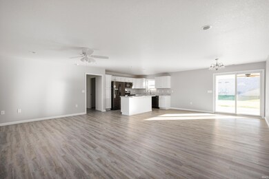 401 E Prestige Dr, Muncie, IN 47303 - photo 5