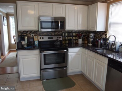 2809 Schubert Dr, Silver Spring, MD 20904 - photo 5