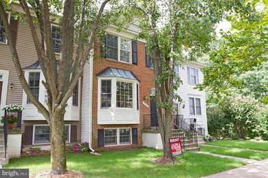 3752 Farmland Dr, Fairfax, VA 22033 - photo 2