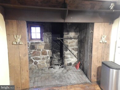 1637 W Philadelphia Ave, Boyertown, PA 19512 - photo 7