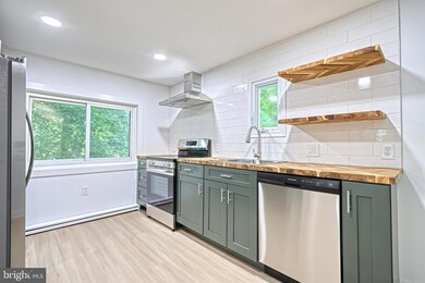 1121 Fishing Creek Valley Rd, Harrisburg, PA 17112 - photo 7