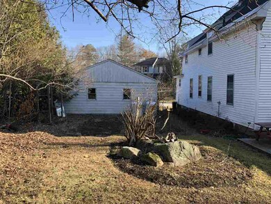 54 Cressey St unit 2, Henniker, NH 03242 - photo 4