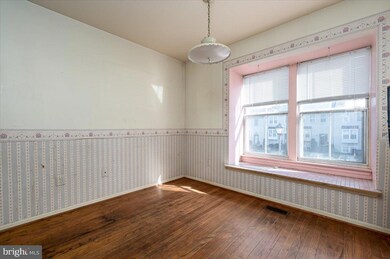 3522 Cherry Hill Ct, Beltsville, MD 20705 - photo 3