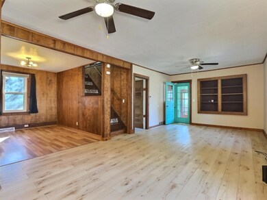 713 E Pine St, Eagle River, WI 54521 - photo 5