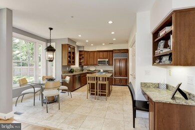 8313 Turnberry Ct, Potomac, MD 20854 - photo 7