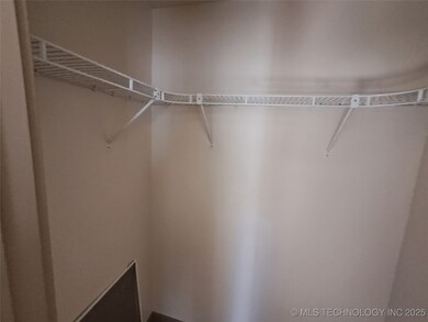 210 9th Ave SE, Ardmore, OK 73401 - photo 4