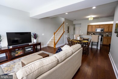 25340 Curiosity Square, Aldie, VA 20105 - photo 5