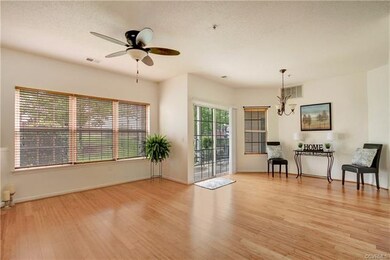 Welcome to this pristine Open concept floor plan w