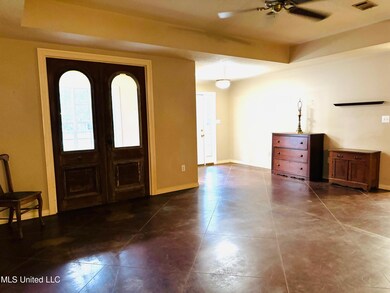 HONDURAS OFFICE AND ENTRANCE WITH LIGHTS
