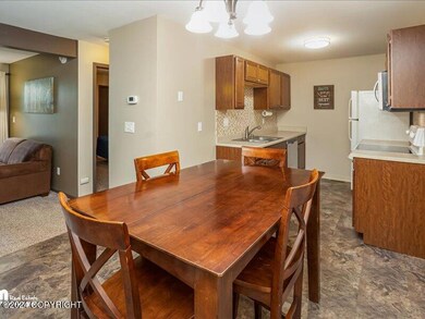 11-dining room_IMG_7349