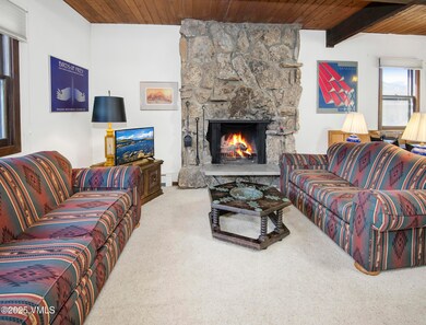 2469-Chamonix-Ln-E1-MLS_03
