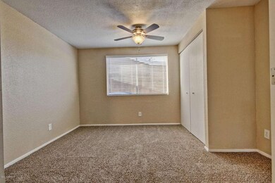 2010 N Comanche Dr, Chandler, AZ 85224 - photo 6