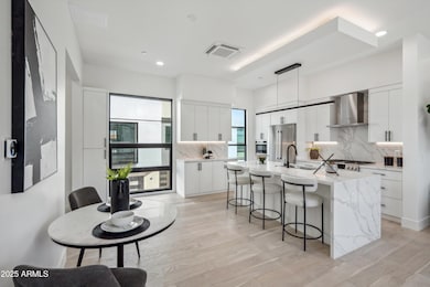 04-Kitchen