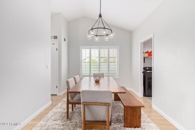 943 E Oraibi Dr, Phoenix, AZ 85024 - photo 6