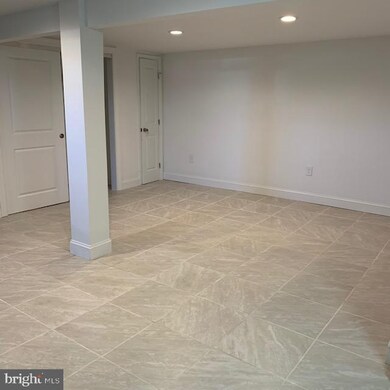 7001 E Chesapeake St, Hyattsville, MD 20785 - photo 6