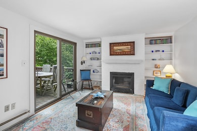 Livingroom to deck