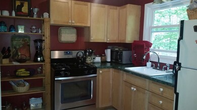 126 Oak Manor Dr unit 1, Milford, PA 18337 - photo 3