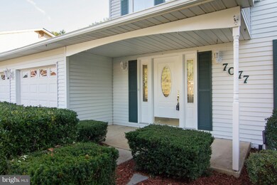 7077 Macbeth Way, Sykesville, MD 21784 - photo 2