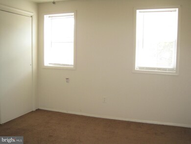 1226 S Clinton St unit 3, Baltimore, MD 21224 - photo 5