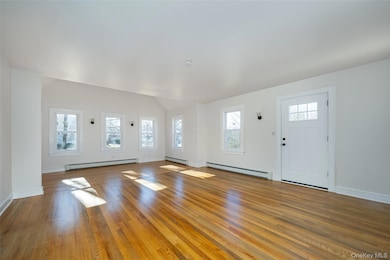 4 Walnut St, Poughkeepsie, NY 12601 - photo 2
