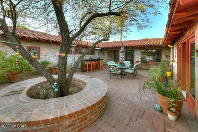 Rear Elevation & Courtyard