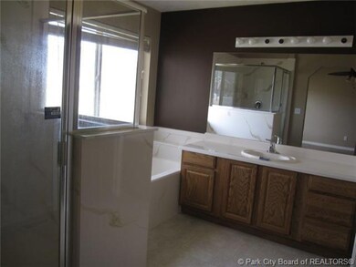Master Bath/Spa.