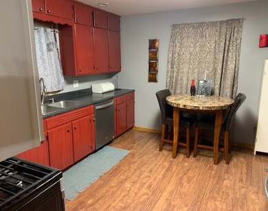 325 E Haskell St, Loudonville, OH 44842 - photo 6