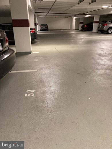 The Charleston unit 310, Arlington, VA 22201 - photo 2