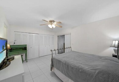 223 Flanders E unit E, Delray Beach, FL 33484 - photo 6