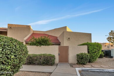 8873 N 47th Ln, Glendale, AZ 85302 - photo 3