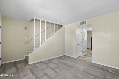 3702 Keltner Ave unit 6, El Paso, TX 79904 - photo 2