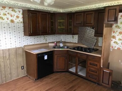 1407 A St, La Porte, IN 46350 - photo 3