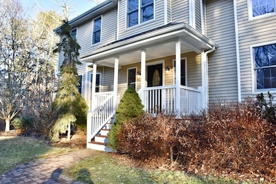 1030 Russells Mills Rd, South Dartmouth, MA 02748 - photo 2