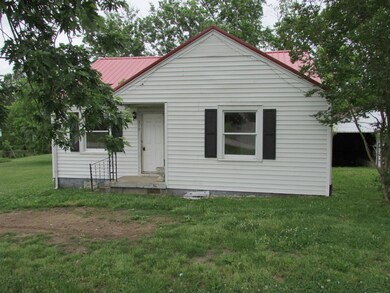 319 Woodbury Hwy, Manchester, TN 37355 - photo 2