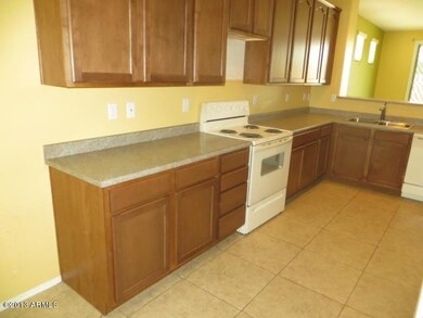 023-326517-Kitchen4