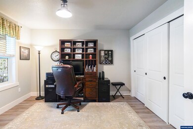 1176 Gwinn St E, Monmouth, OR 97361 - photo 5