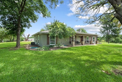 250 Lakeview Ct, Weatherford, TX 76088 - photo 5