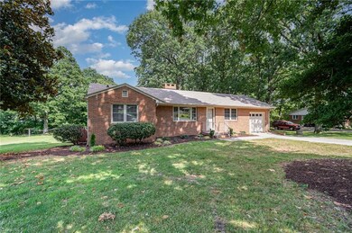 662 Oakgrove Rd, Asheboro, NC 27205 - photo 2