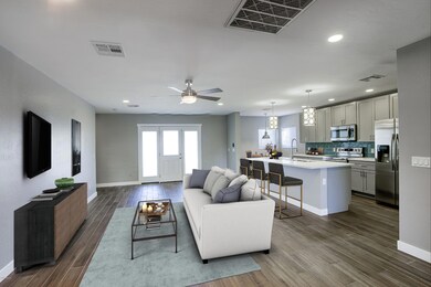 1423 E GRANADA RD