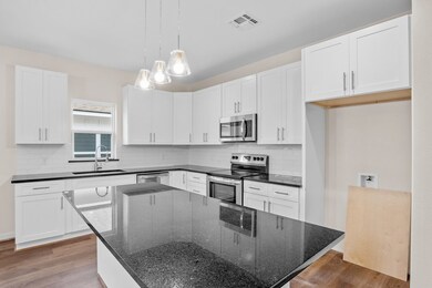 146 Feather Way, Fredericksburg, TX 78624 - photo 4