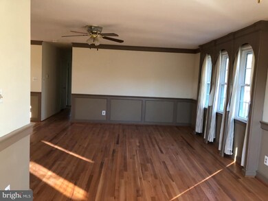 5109 Ox Rd, Fairfax, VA 22030 - photo 7