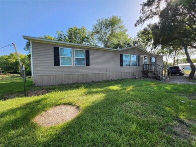 9304 Cr 190, Manvel, TX 77578 - photo 3