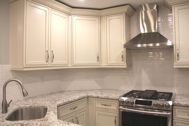 1066 Shermer Rd unit FE, Glenview, IL 60025 - photo 5