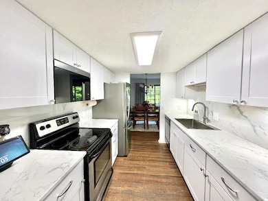 202 Shaker Heights Ln, Crestview Hills, KY 41017 - photo 5