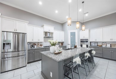 14006 Quarry Lake Rd, Lithia, FL 33547 - photo 2