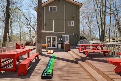 163 Cambridge Ct, Bushkill, PA 18324 - photo 2