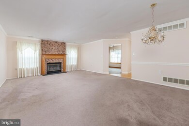 2 Pinecrest Ct, Woodbury, NJ 08096 - photo 5